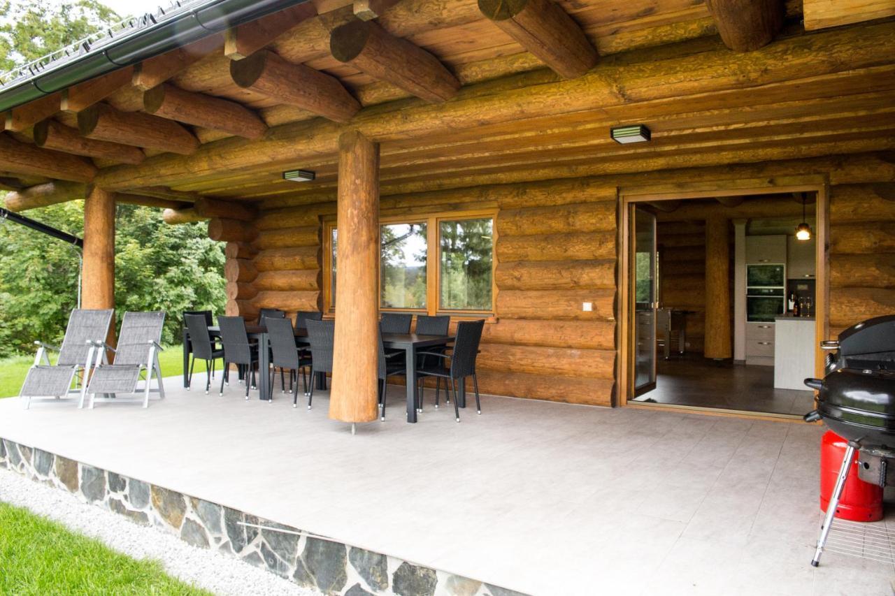 Luxusni Srub Az 24 Luzek - Sruby-Lipno Villa Frymburk Ngoại thất bức ảnh