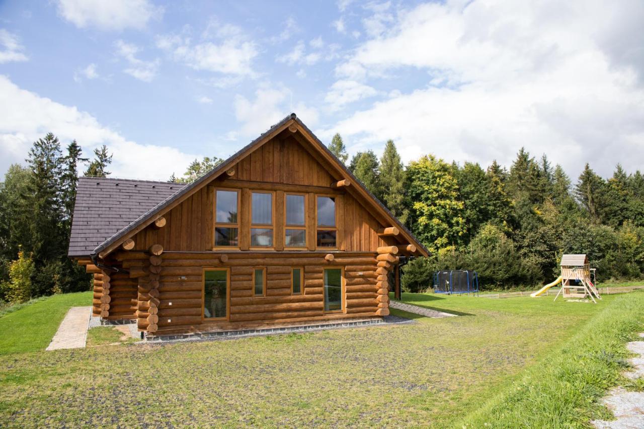Luxusni Srub Az 24 Luzek - Sruby-Lipno Villa Frymburk Ngoại thất bức ảnh