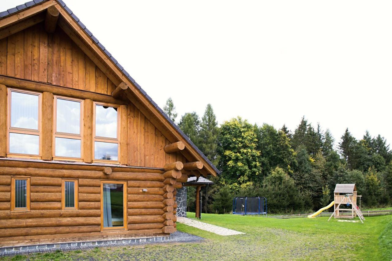 Luxusni Srub Az 24 Luzek - Sruby-Lipno Villa Frymburk Ngoại thất bức ảnh