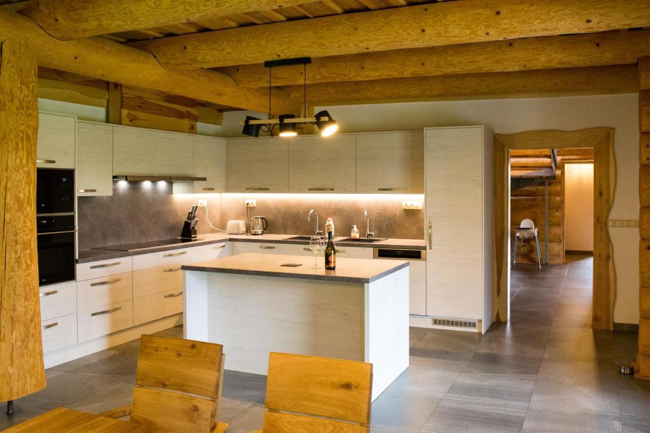 Luxusni Srub Az 24 Luzek - Sruby-Lipno Villa Frymburk Ngoại thất bức ảnh